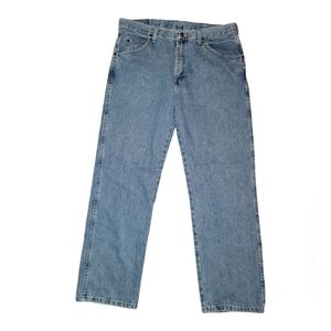 Wrangler size 36 X 30 regular fit denim blue jeans premium quality